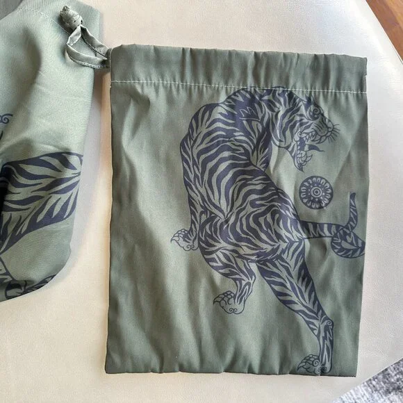 Maharishi Men's Swim Trunks.XXL. Olive/Black tiger pattern